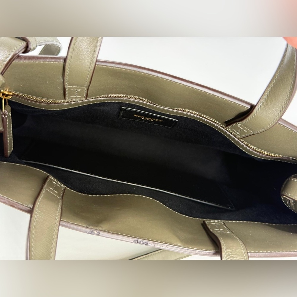 Saint Laurent Manhattan Green Leather Shoulder Bag - Picture 15 of 16